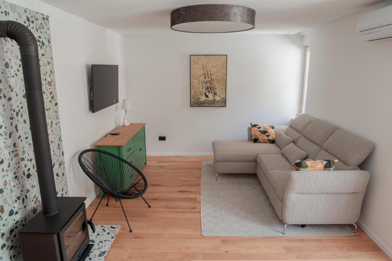 Apartment Vito Omis Ngoại thất bức ảnh